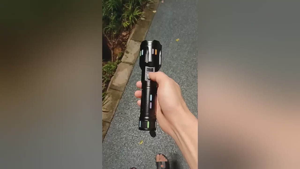 Besjaar zaklamp led oplaadbaar met 5200mAh Batterij - 9000 Lumen - USB-C Oplaadbaar - Waterproof IP65